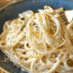 10-MINUTE CREAM CHEESE PASTA