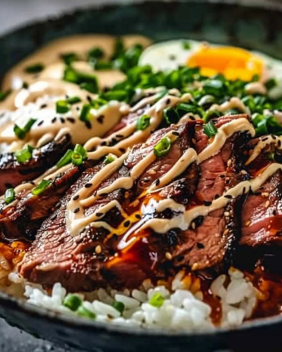 Korean BBQ Steak Rice Bowls with Spicy Cream Sauce: Easy Delight