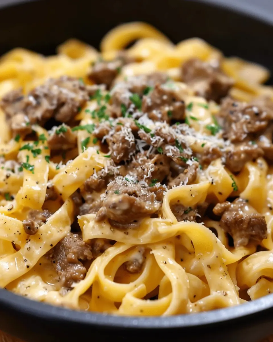 One-Pot Creamy Beef and Garlic Butter Pasta: Easy Comfort Food Delight